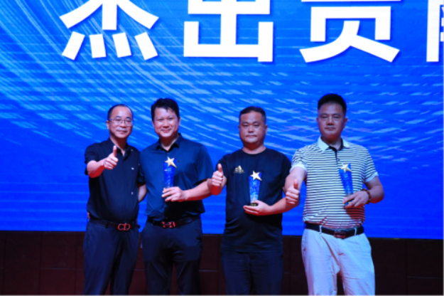 A5 規(guī)劃新戰(zhàn)略 發(fā)布新產(chǎn)品 上派2023年TOP100年中峰會(huì)隆重召開(kāi)1258.png